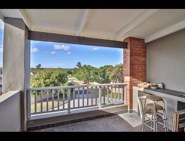 2 BEDROOM APARTMENT RENTED IN FAIRVIEW
